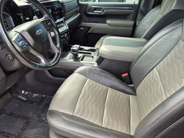 Used 2024 Chevrolet Silverado 1500 ZR2 w/ Technology Package AWD/4WD image 21