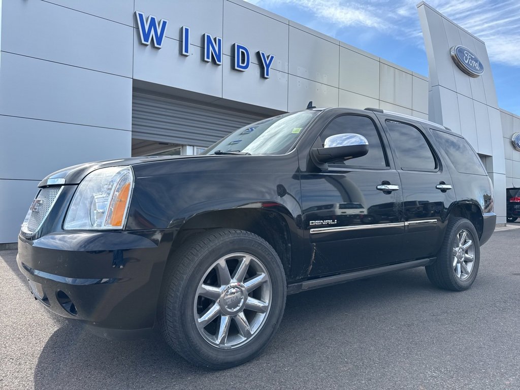 Used 2013 GMC Yukon Denali image 1