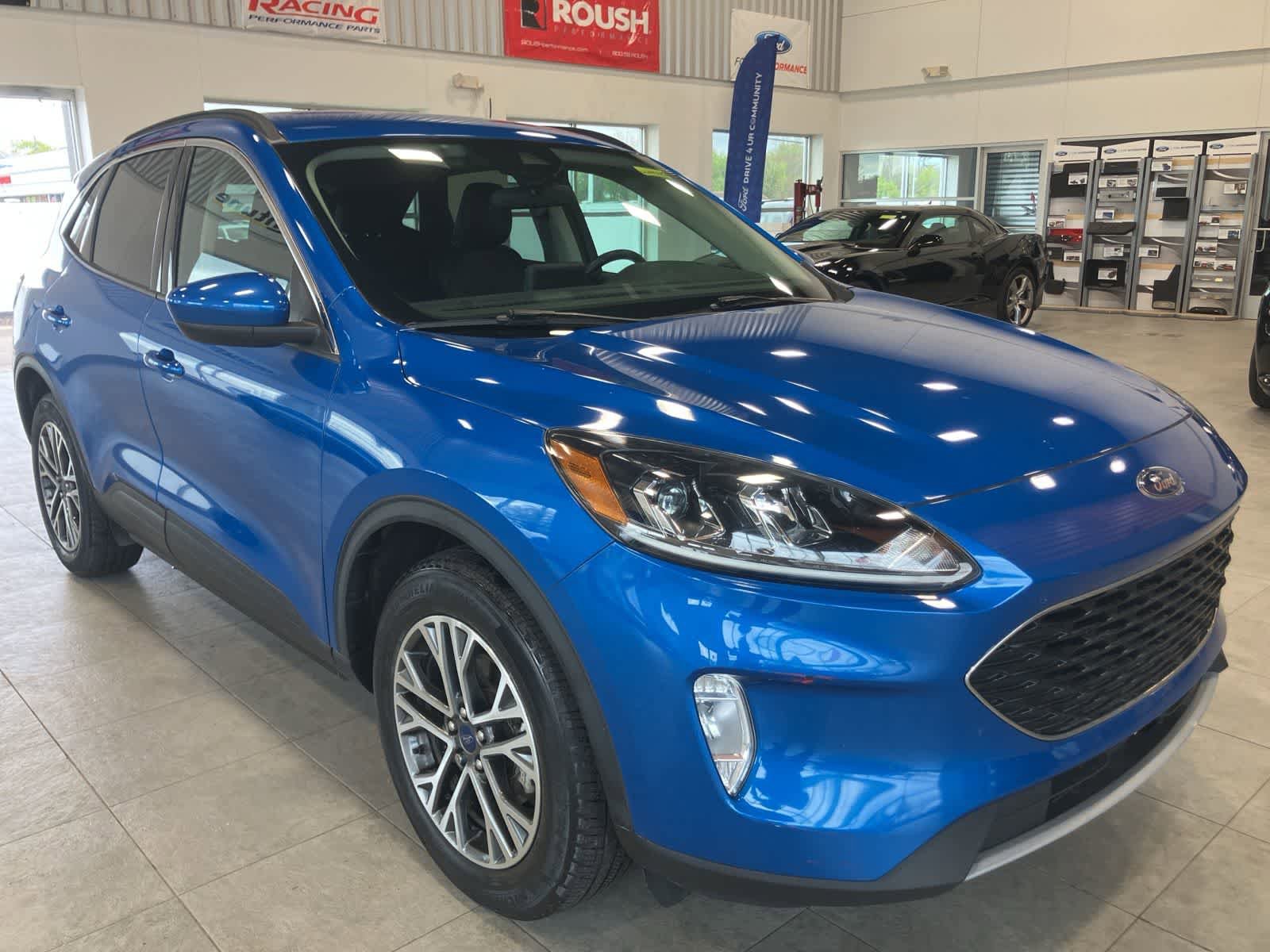 Used 2020 Ford Escape SEL AWD/4WD image 3