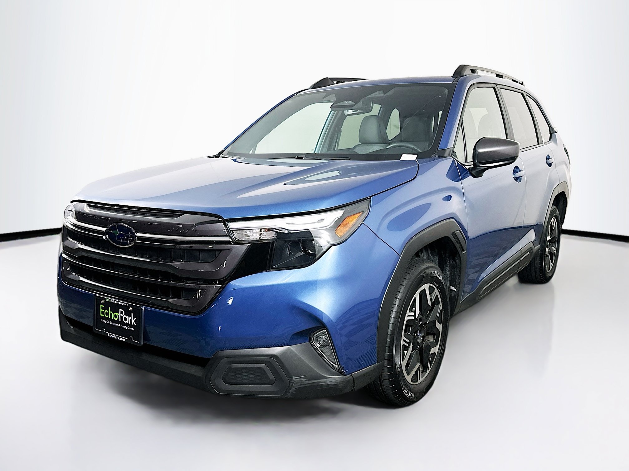 Used 2025 Subaru Forester Premium AWD/4WD image 3
