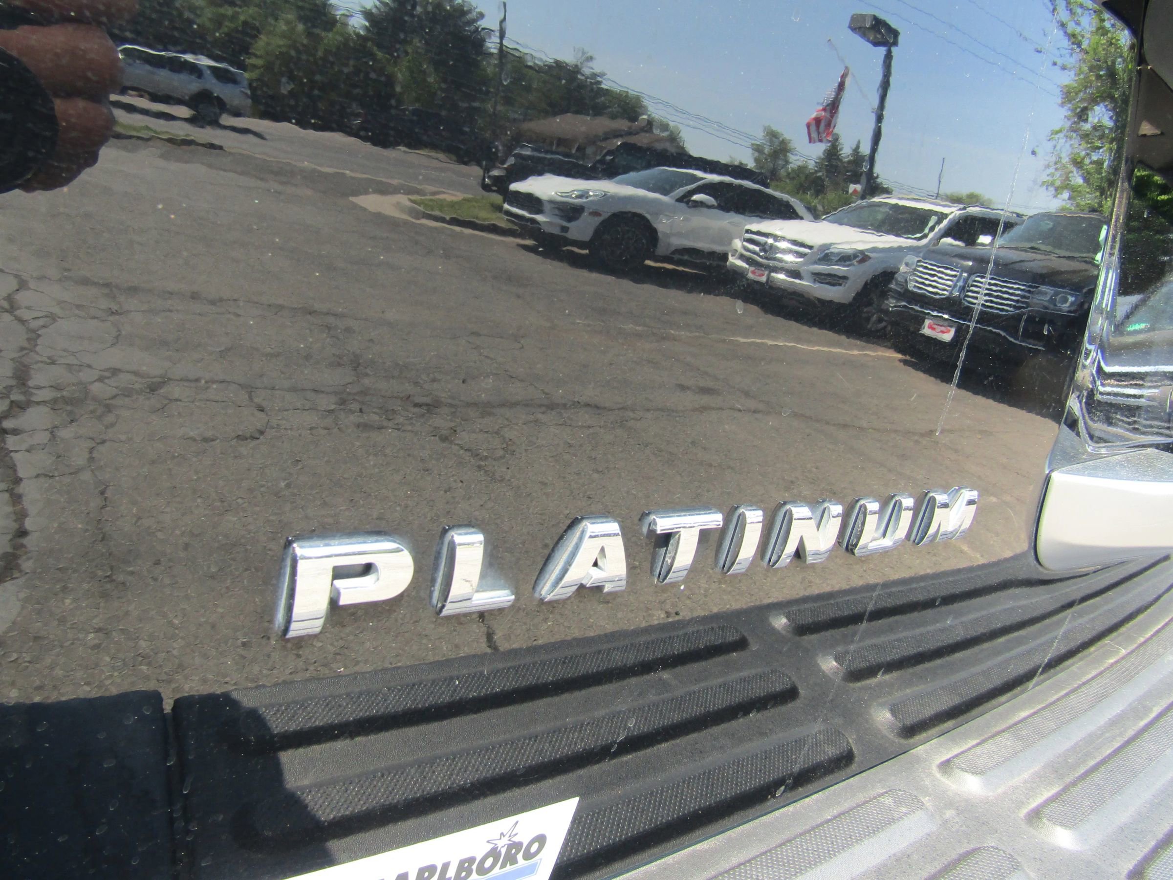 Used 2016 Ford Expedition Platinum AWD/4WD image 12