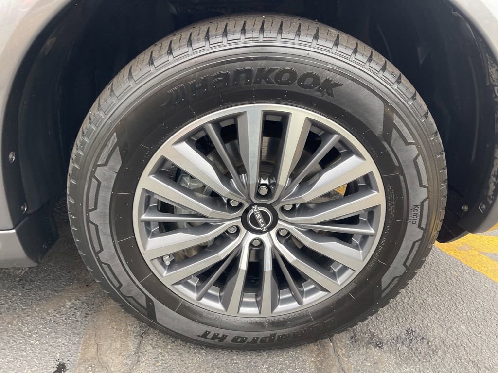 Certified 2022 Nissan Armada SL image 31