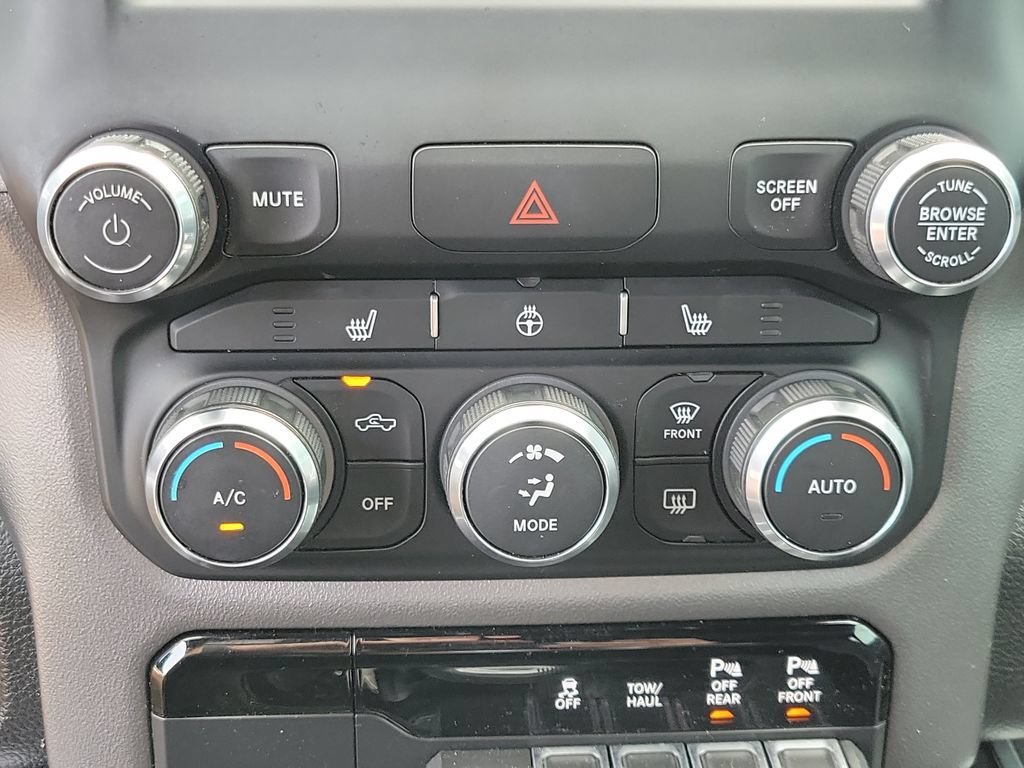 Used 2019 RAM 1500 Big Horn AWD/4WD image 29