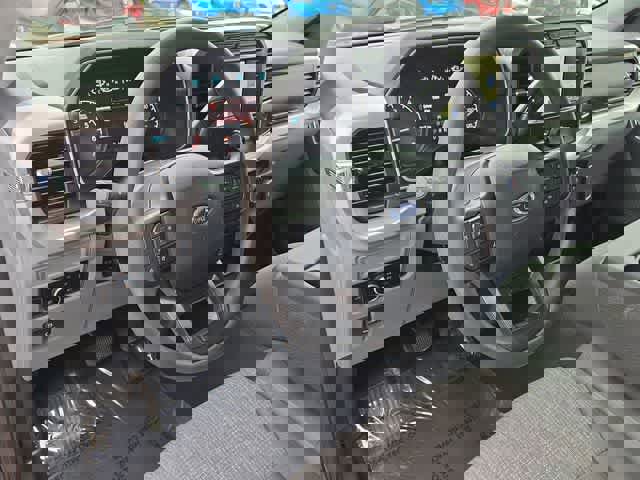 Used 2023 Ford F150 XLT image 10