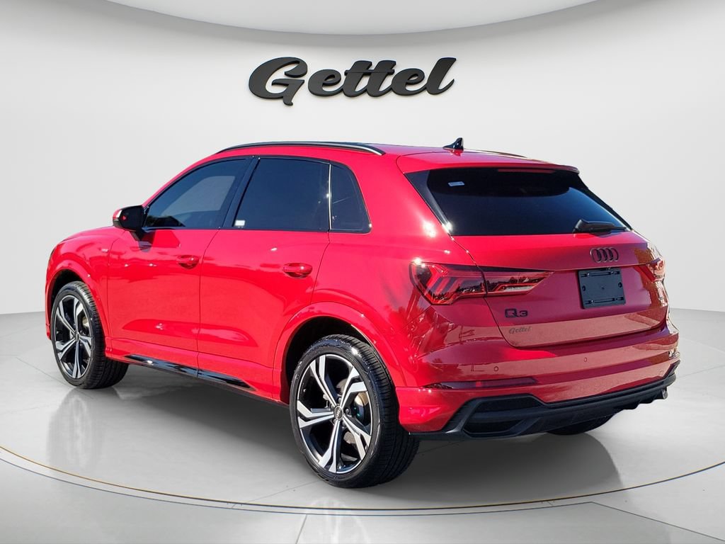 Used 2024 Audi Q3 2.0T Premium Plus w/ Premium Plus Package AWD/4WD image 7