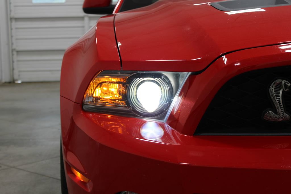 Used 2011 Ford Mustang Shelby GT500 w/ SVT Performance Pkg RWD image 16