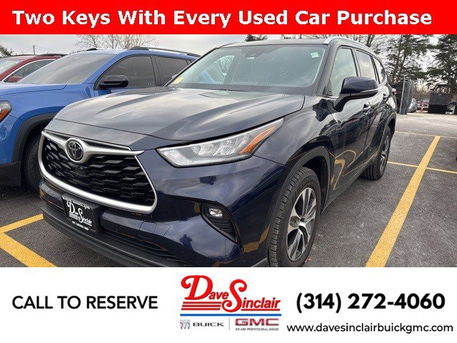 Used 2020 Toyota Highlander XLE image 1