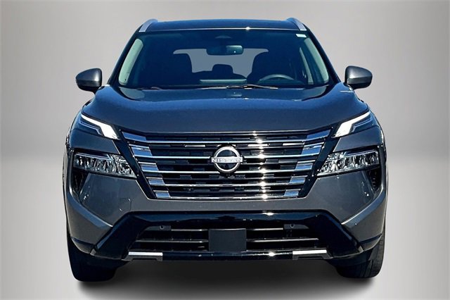 Certified 2024 Nissan Rogue Platinum image 3