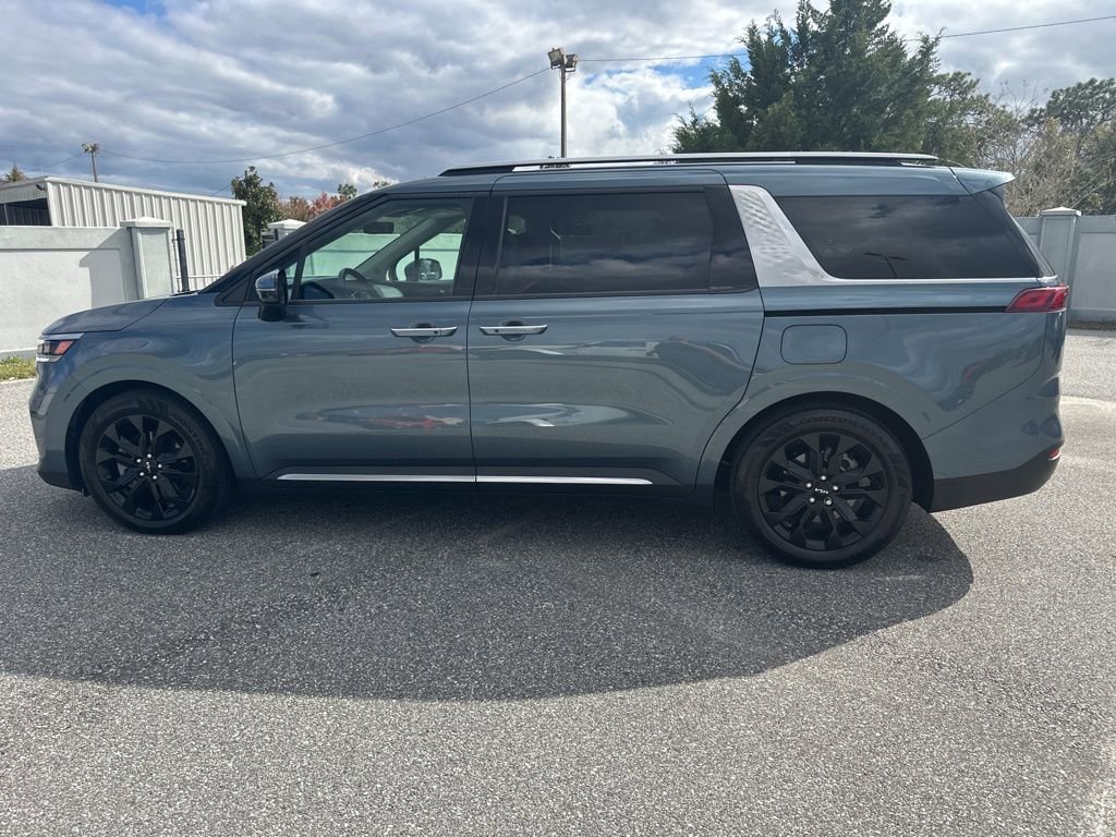 Used 2024 Kia Carnival SX Prestige image 10