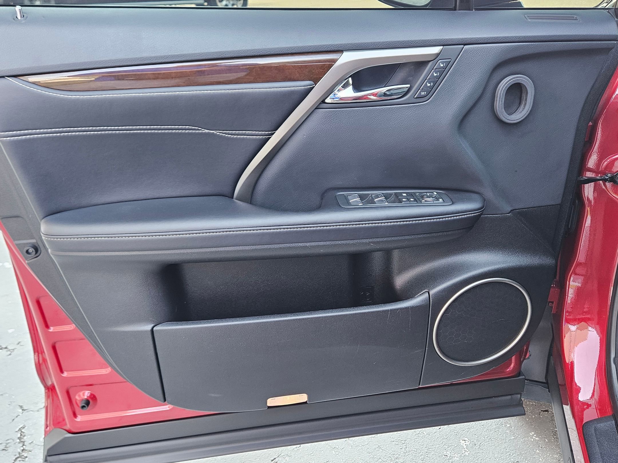 Used 2019 Lexus RX 350 AWD w/ Navigation Package image 18