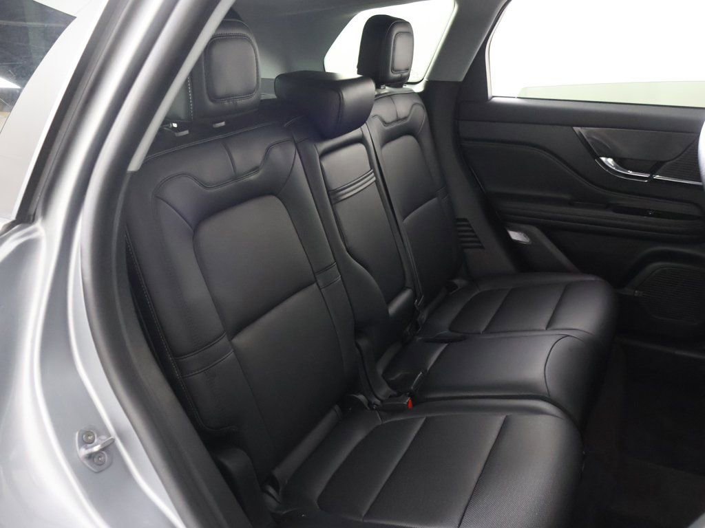 Used 2022 Lincoln Corsair AWD w/ Equipment Group 101A image 34