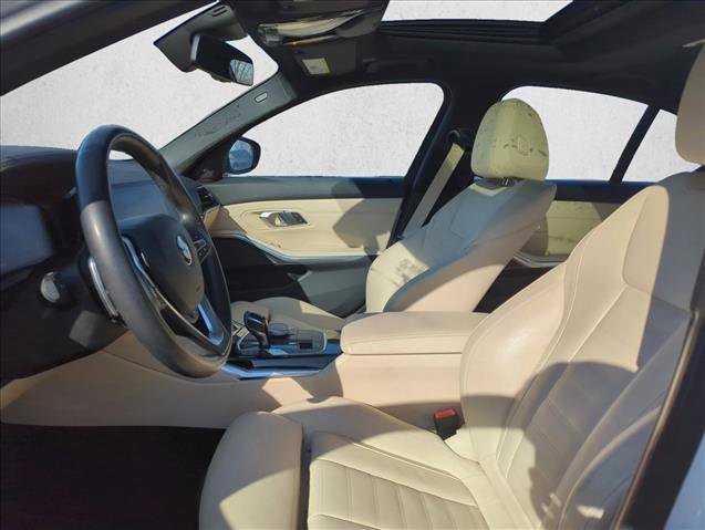 Used 2019 BMW 330i xDrive Sedan w/ Premium Package image 15