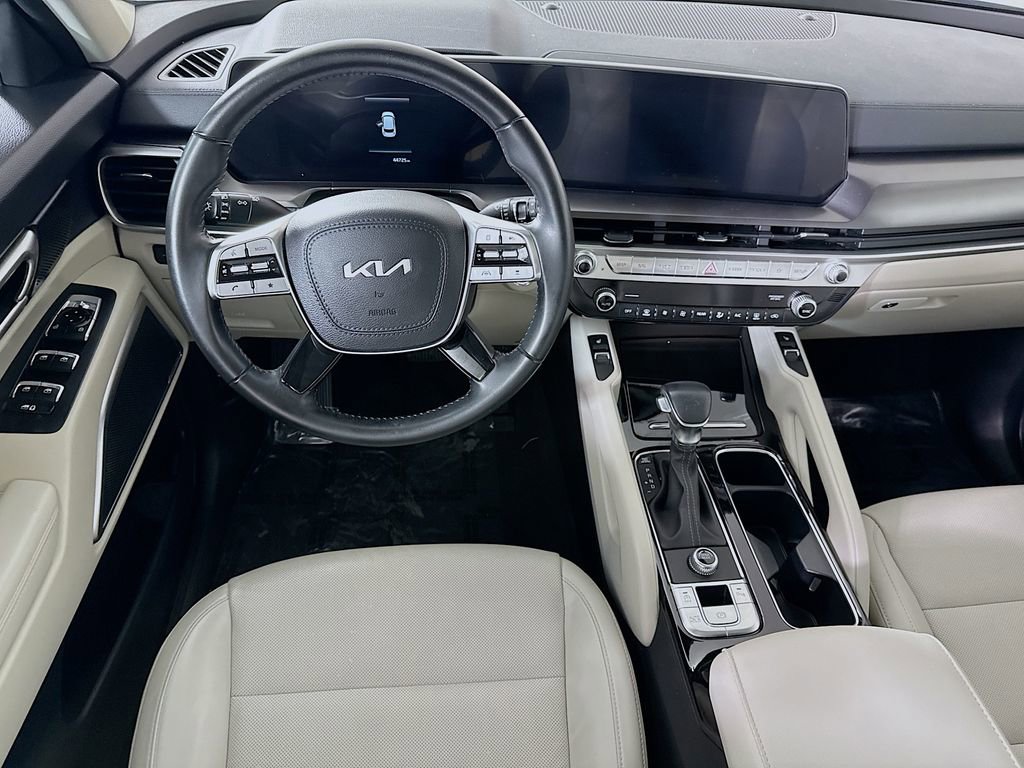 Used 2023 Kia Telluride S w/ S Sunroof Package image 4