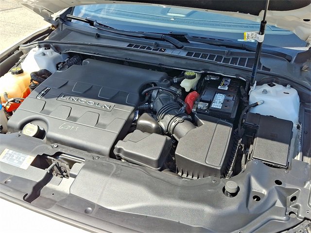 Used 2017 Lincoln Continental Select w/ Climate Package image 26