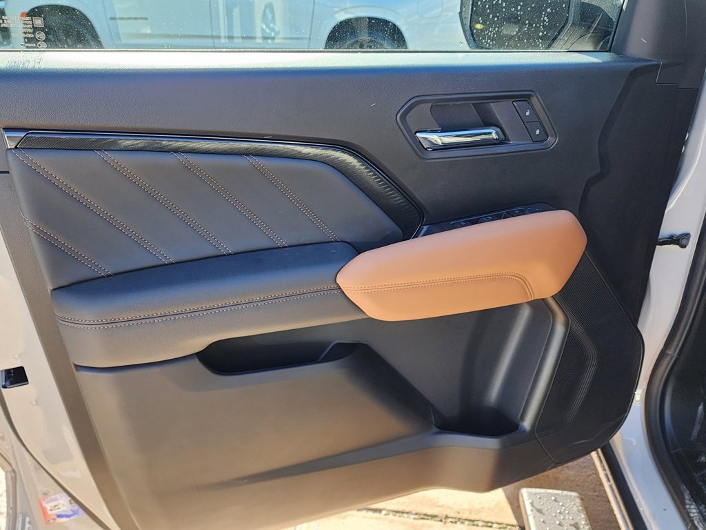 New 2026 GMC Canyon AT4 image 13