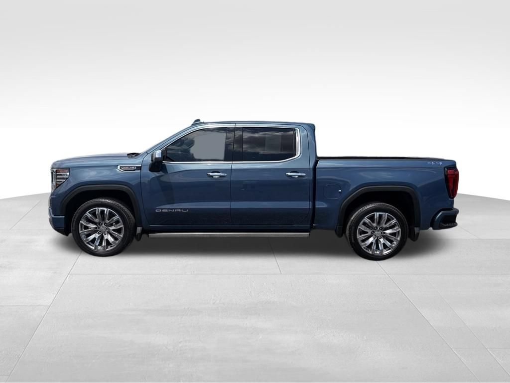 Used 2025 GMC Sierra 1500 Denali w/ Denali Reserve Package AWD/4WD image 14