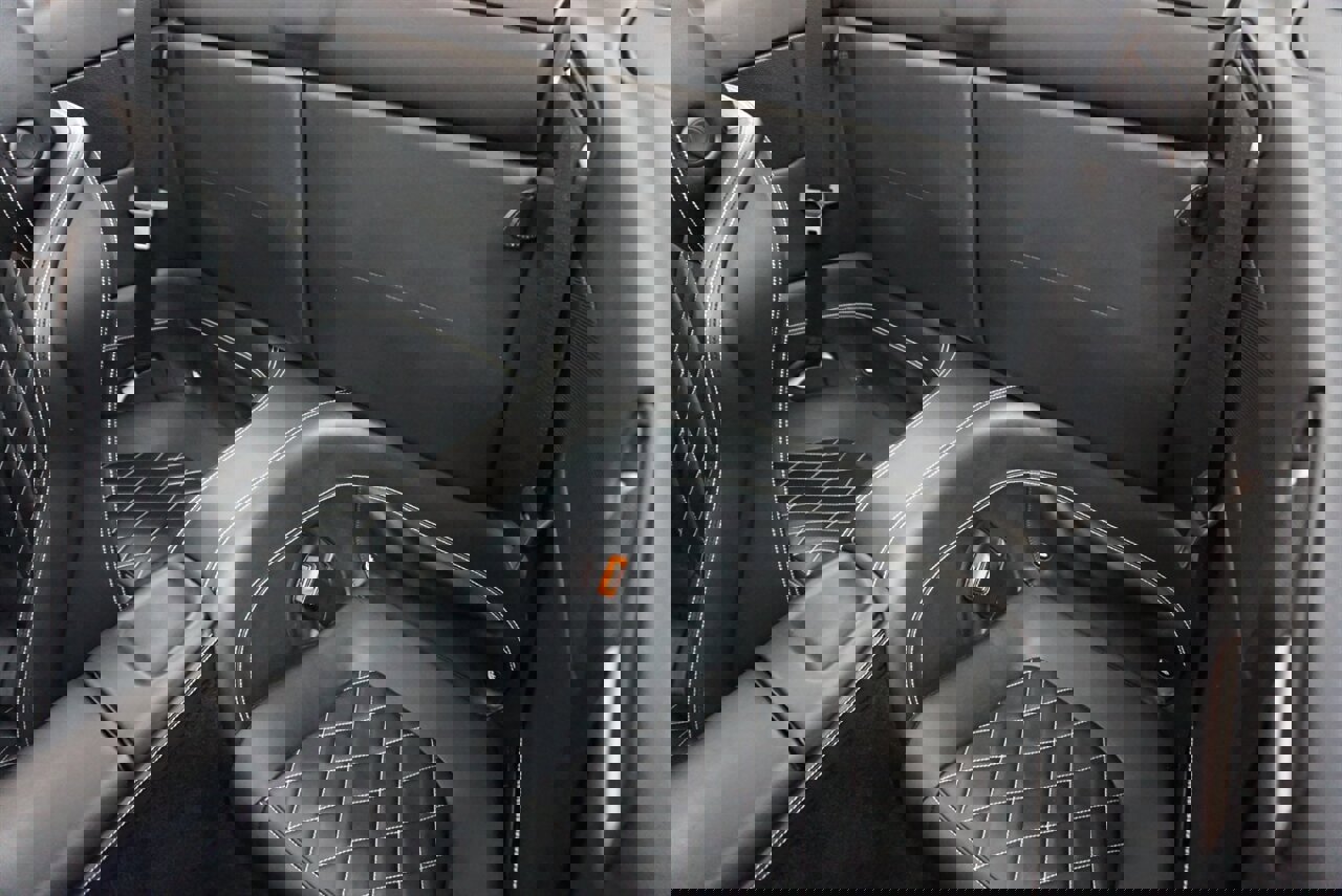 Used 2014 Ferrari California image 12