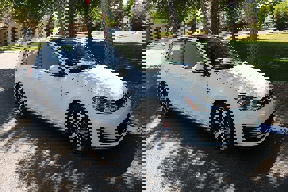 Used 2015 Volkswagen GTI Autobahn image 51