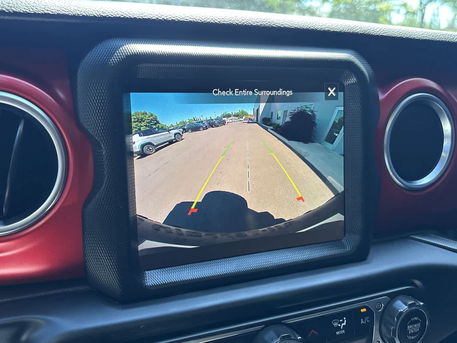 Certified 2023 Jeep Wrangler Unlimited Rubicon AWD/4WD image 21
