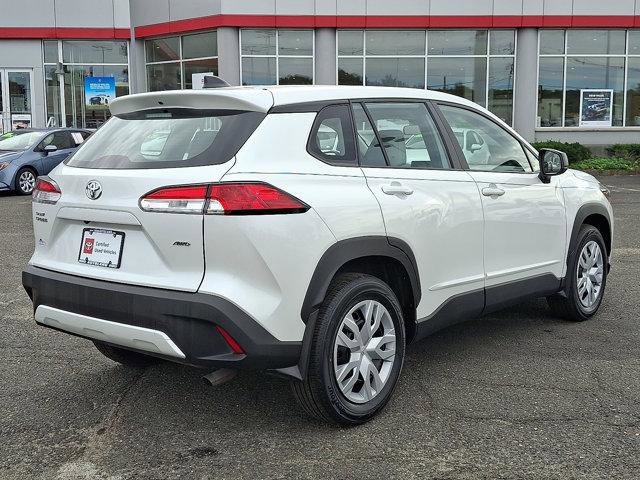 Certified 2022 Toyota Corolla Cross L image 7