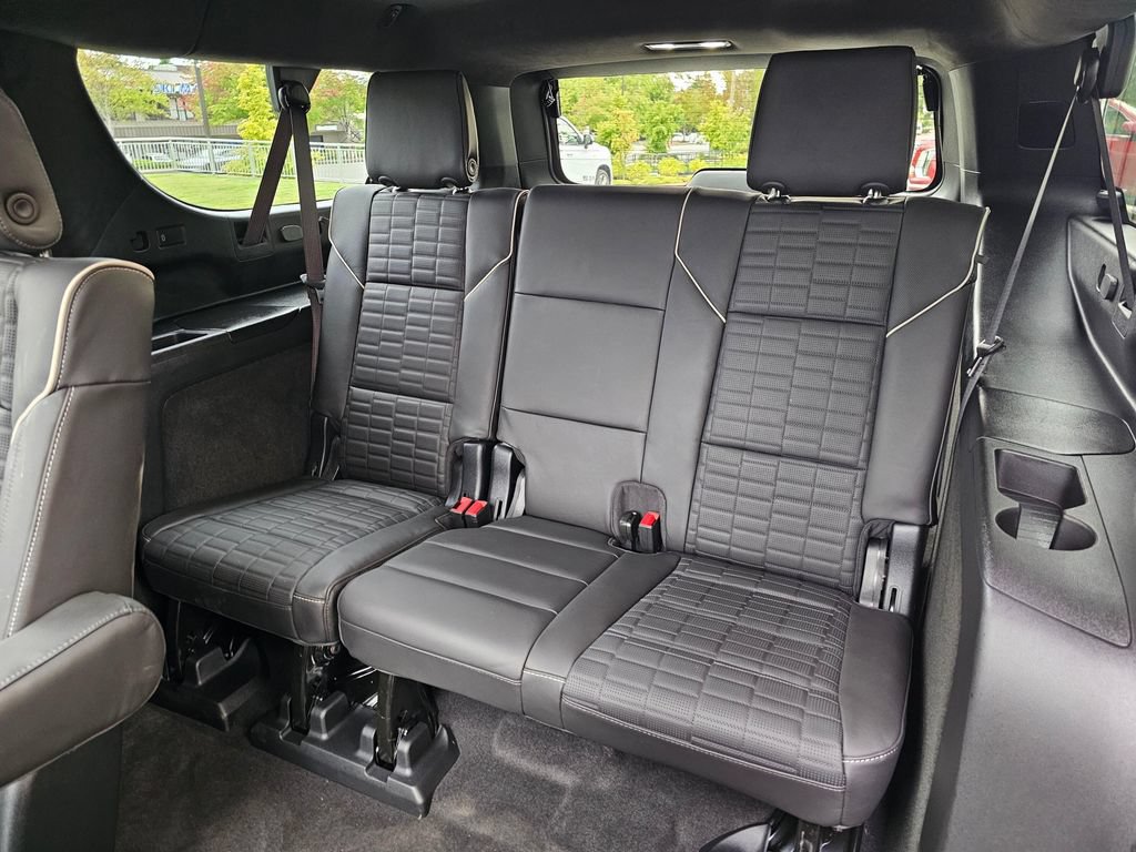 New 2026 Cadillac Escalade ESV Platinum Sport AWD/4WD image 18