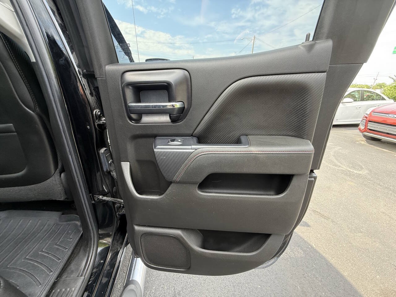 Used 2014 GMC Sierra 1500 SLT w/ All-Terrain Package AWD/4WD image 25