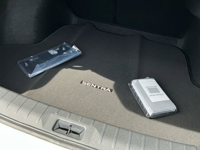New 2026 Nissan Sentra SR image 18