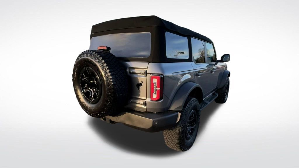 Used 2023 Ford Bronco Wildtrak image 9