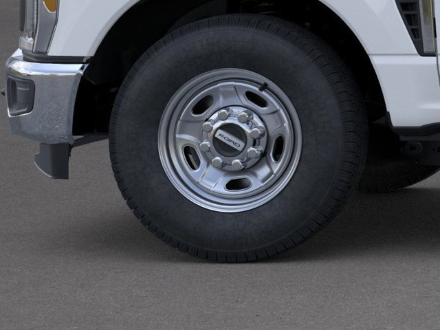 New 2026 Ford F250 XL w/ XL Chrome Package RWD image 19