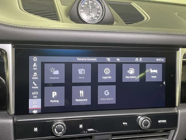Certified 2023 Porsche Macan Turbo AWD/4WD image 31