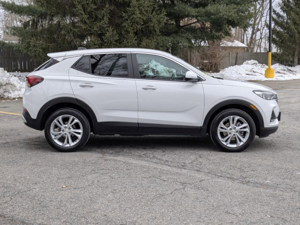 Certified 2022 Buick Encore GX Preferred w/ Cold Weather Comfort Package image 8