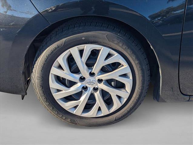 Used 2019 Toyota Corolla LE image 9