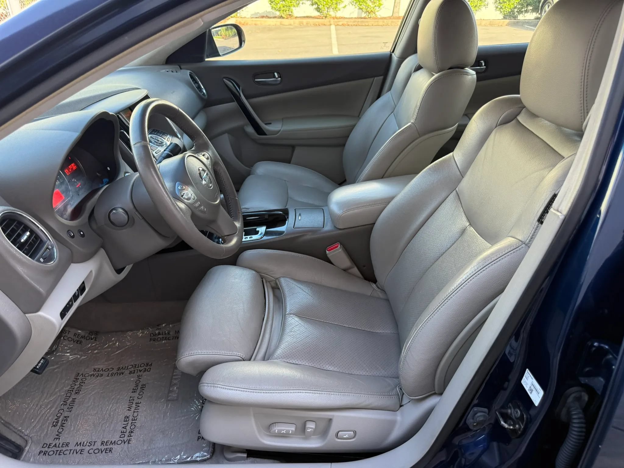Used 2009 Nissan Maxima 3.5 SV w/ Tech Pkg FWD image 14