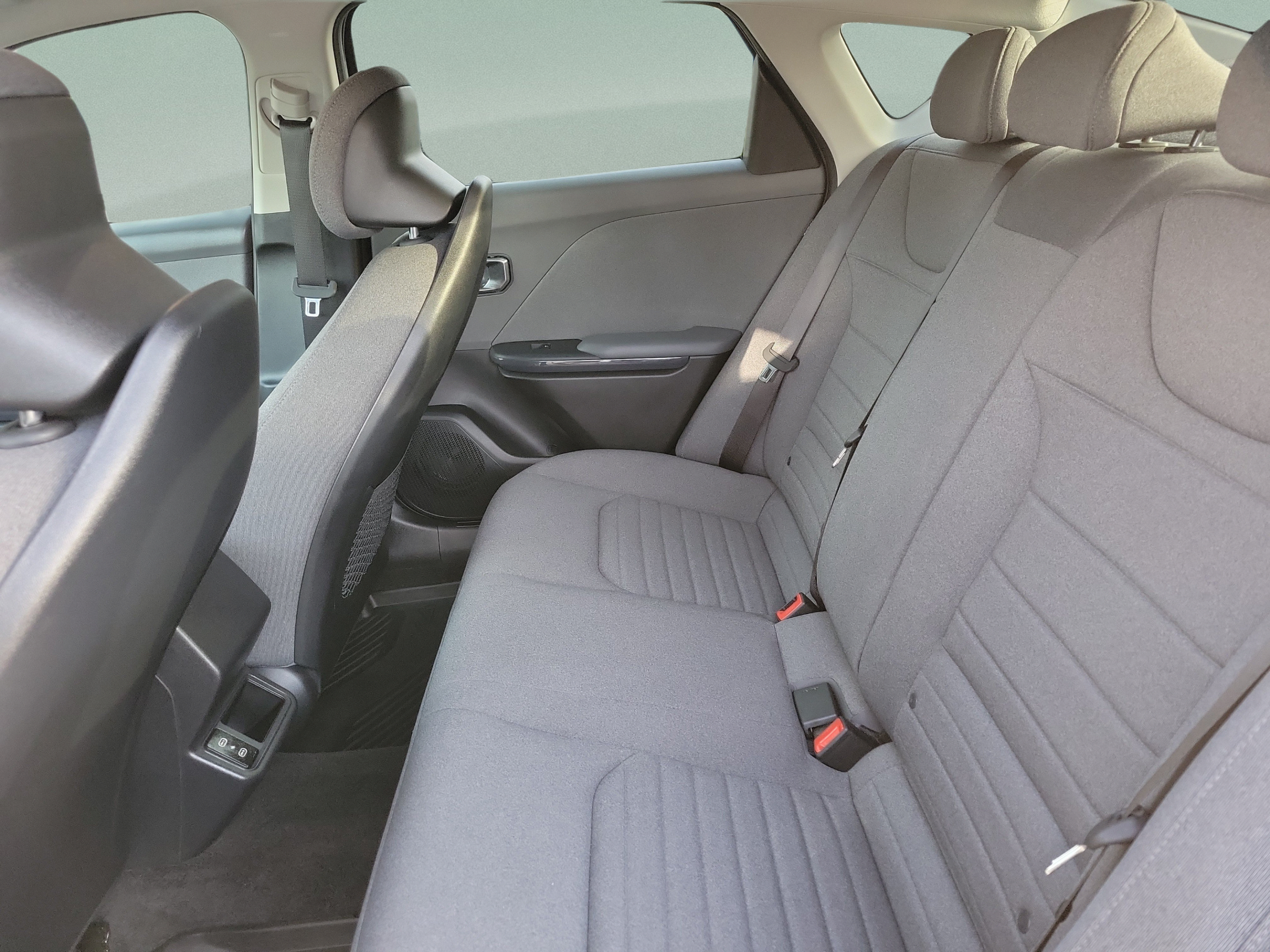 Certified 2025 Kia K4 EX FWD image 7