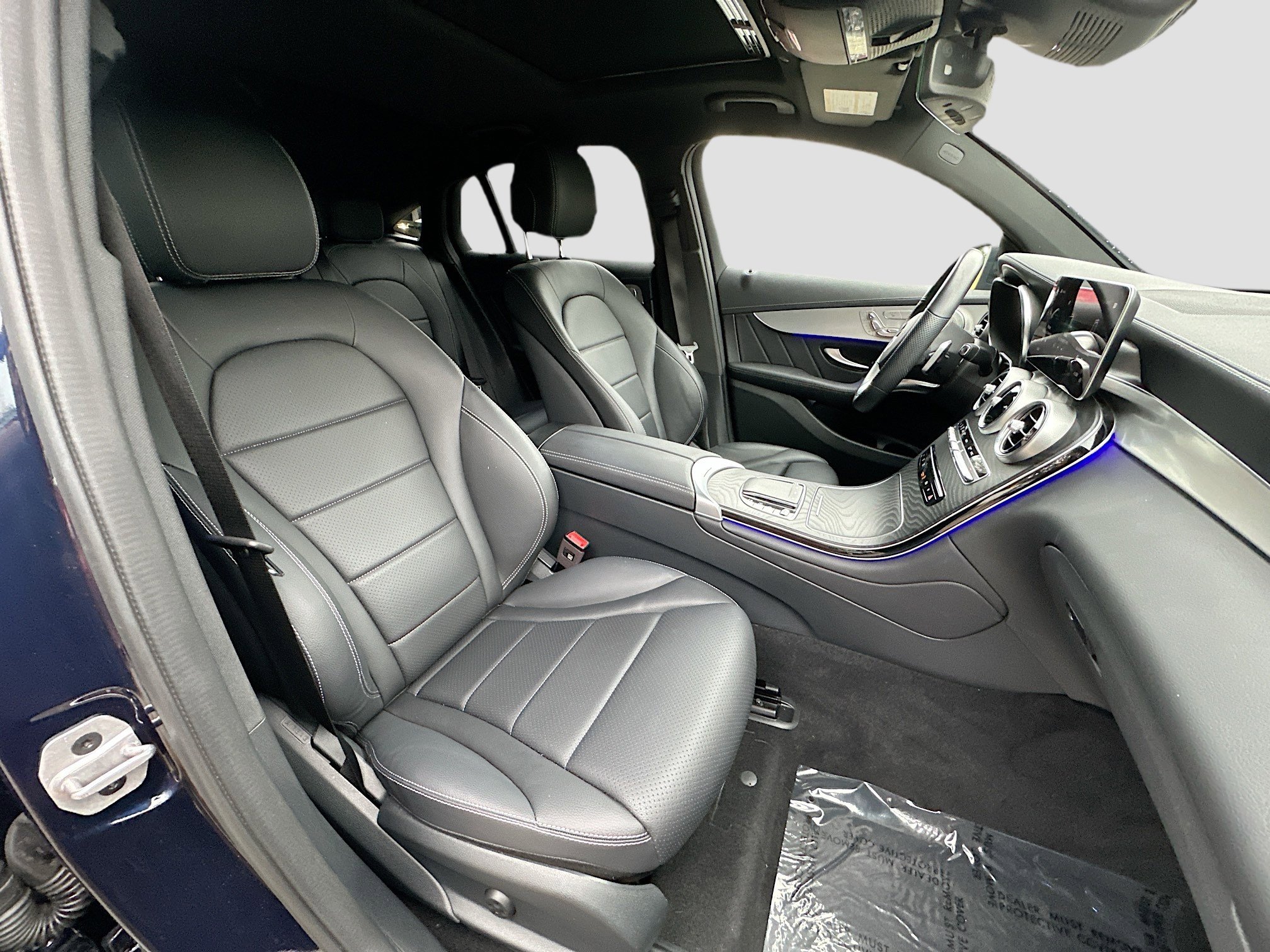 Used 2023 Mercedes-Benz GLC 300 4MATIC Coupe image 29