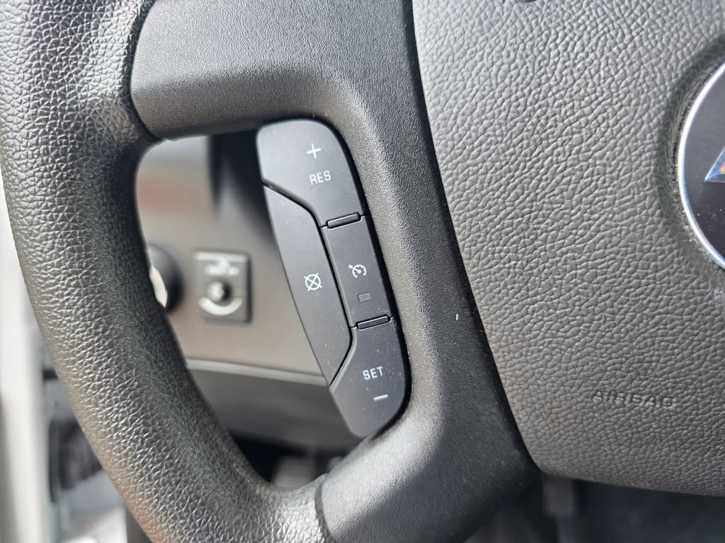 Used 2025 Chevrolet Express 2500 w/ Driver Convenience Package RWD image 21