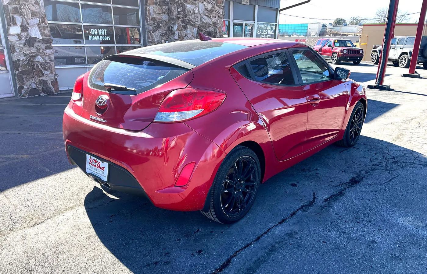Used 2013 Hyundai Veloster image 7