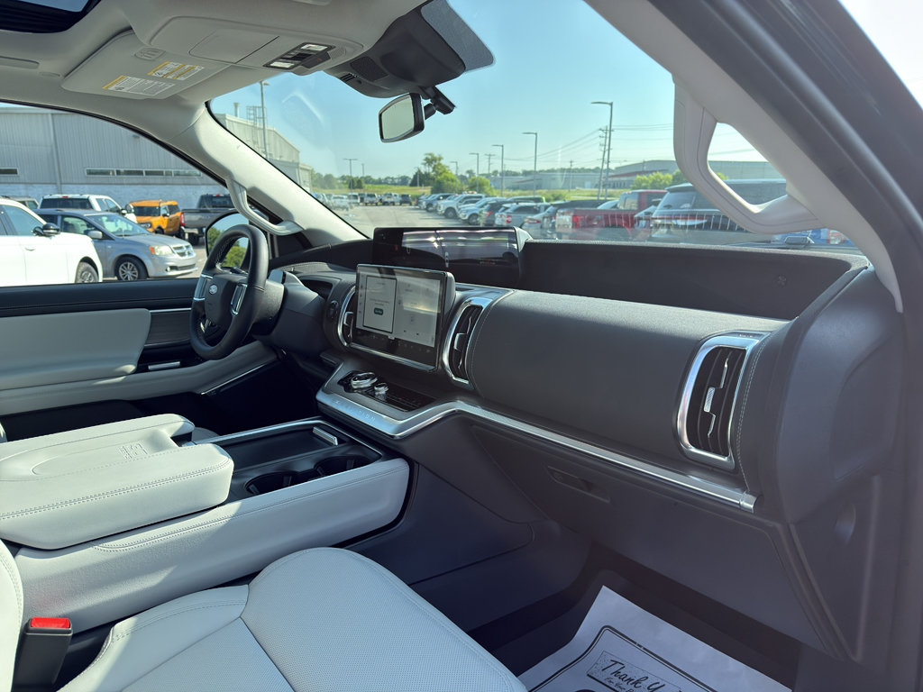 New 2027 Ford Expedition Max Platinum AWD/4WD image 15