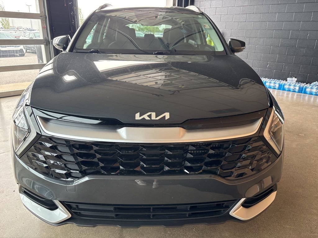 Certified 2023 Kia Sportage EX AWD/4WD image 4
