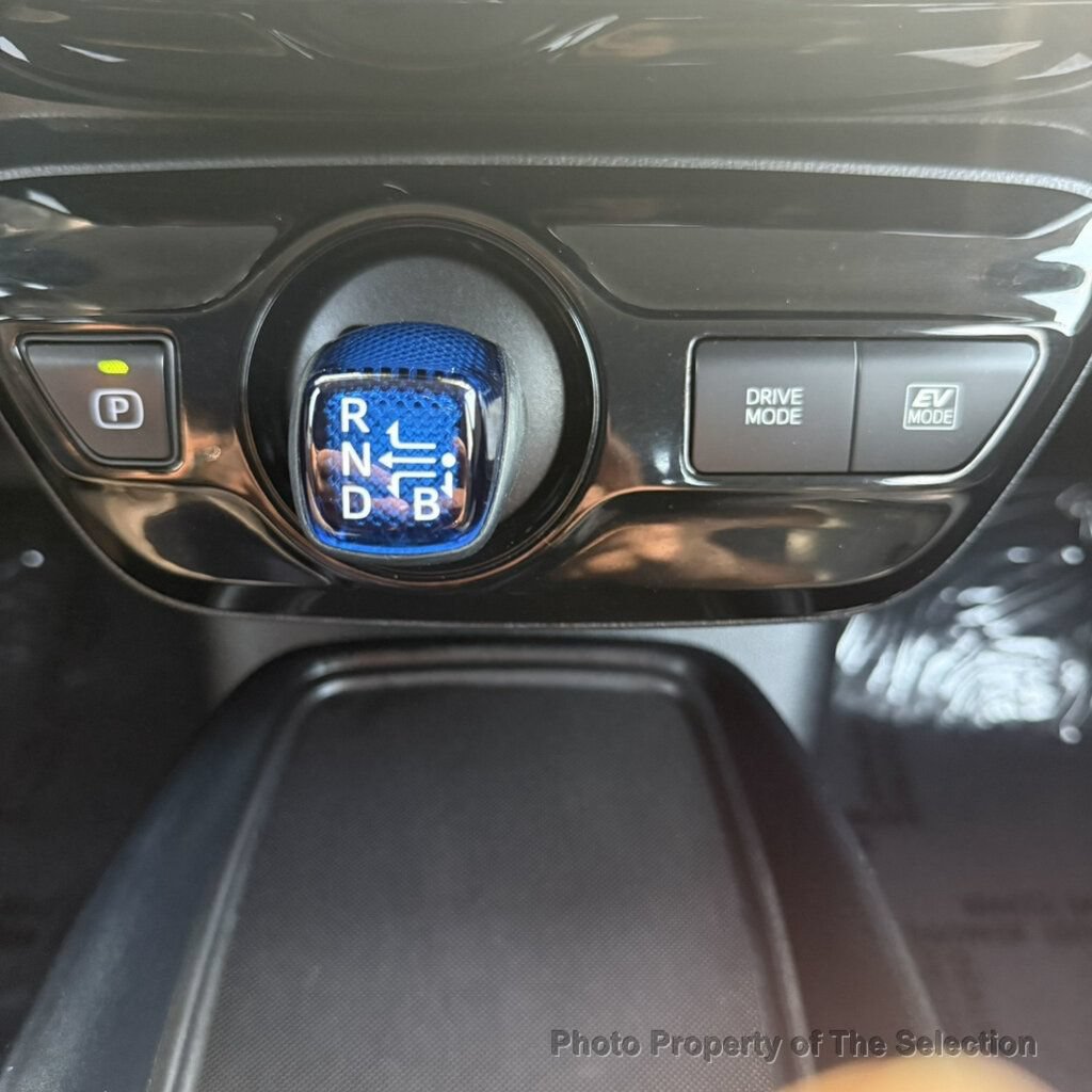 Used 2019 Toyota Prius LE FWD image 33