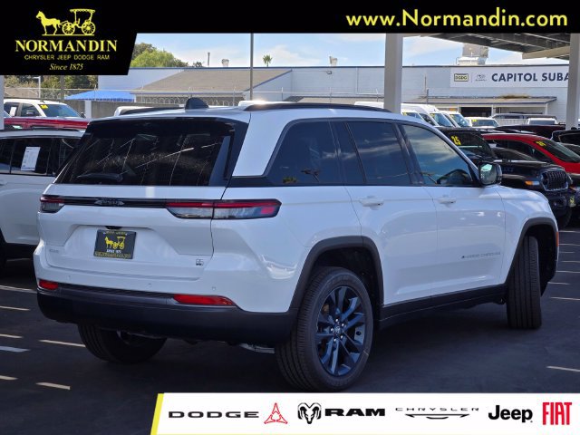 New 2026 Jeep Grand Cherokee Limited AWD/4WD image 3