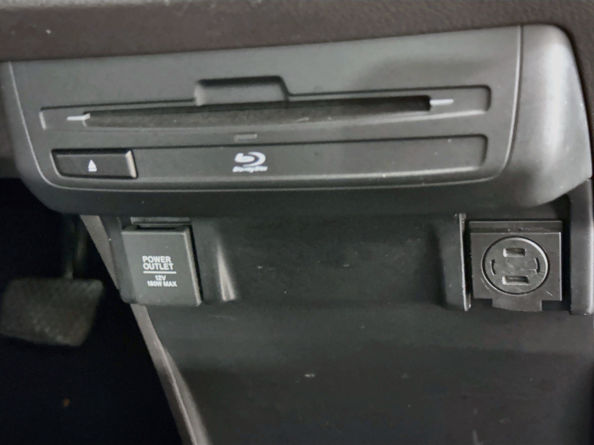 Used 2018 Honda Odyssey Elite image 39