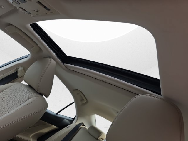 Used 2018 Lexus IS 300 AWD w/ Comfort Package image 29