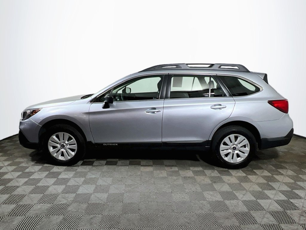 Used 2019 Subaru Outback 2.5i AWD/4WD image 4