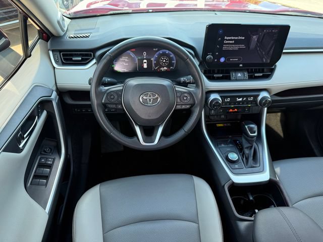 Used 2023 Toyota RAV4 Limited AWD/4WD image 23
