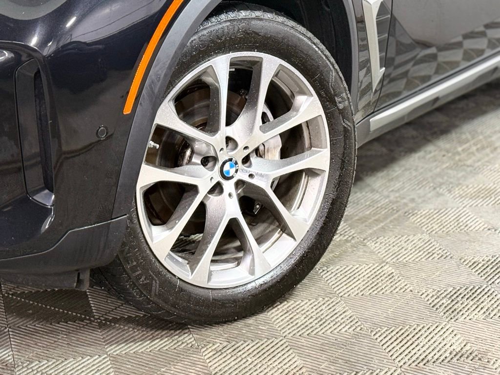 Used 2024 BMW X5 xDrive40i image 2