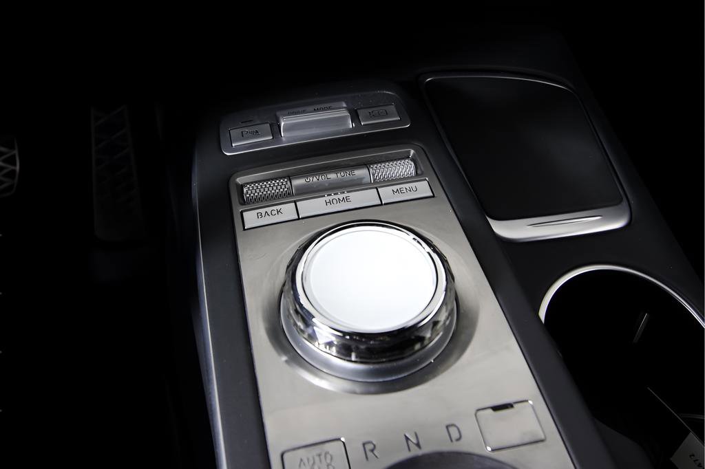 Used 2024 Genesis GV70 2.5T w/ Sport Prestige Package image 24