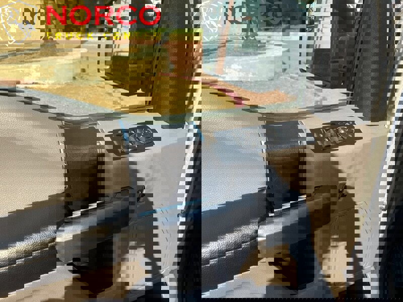 Used 2017 Ford F150 XLT image 18