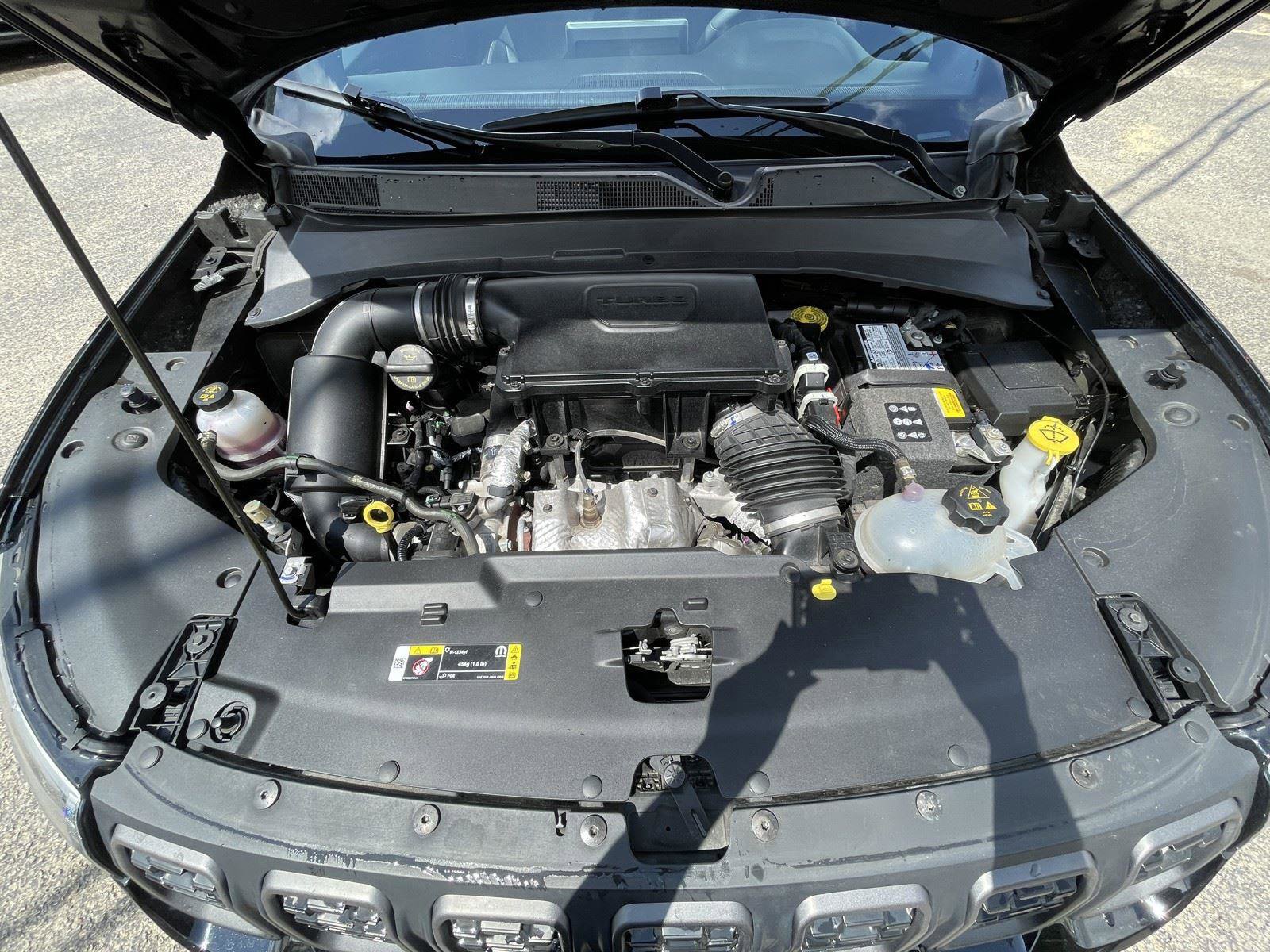 Used 2025 Jeep Compass Trailhawk w/ Trailhawk Elite Group image 45