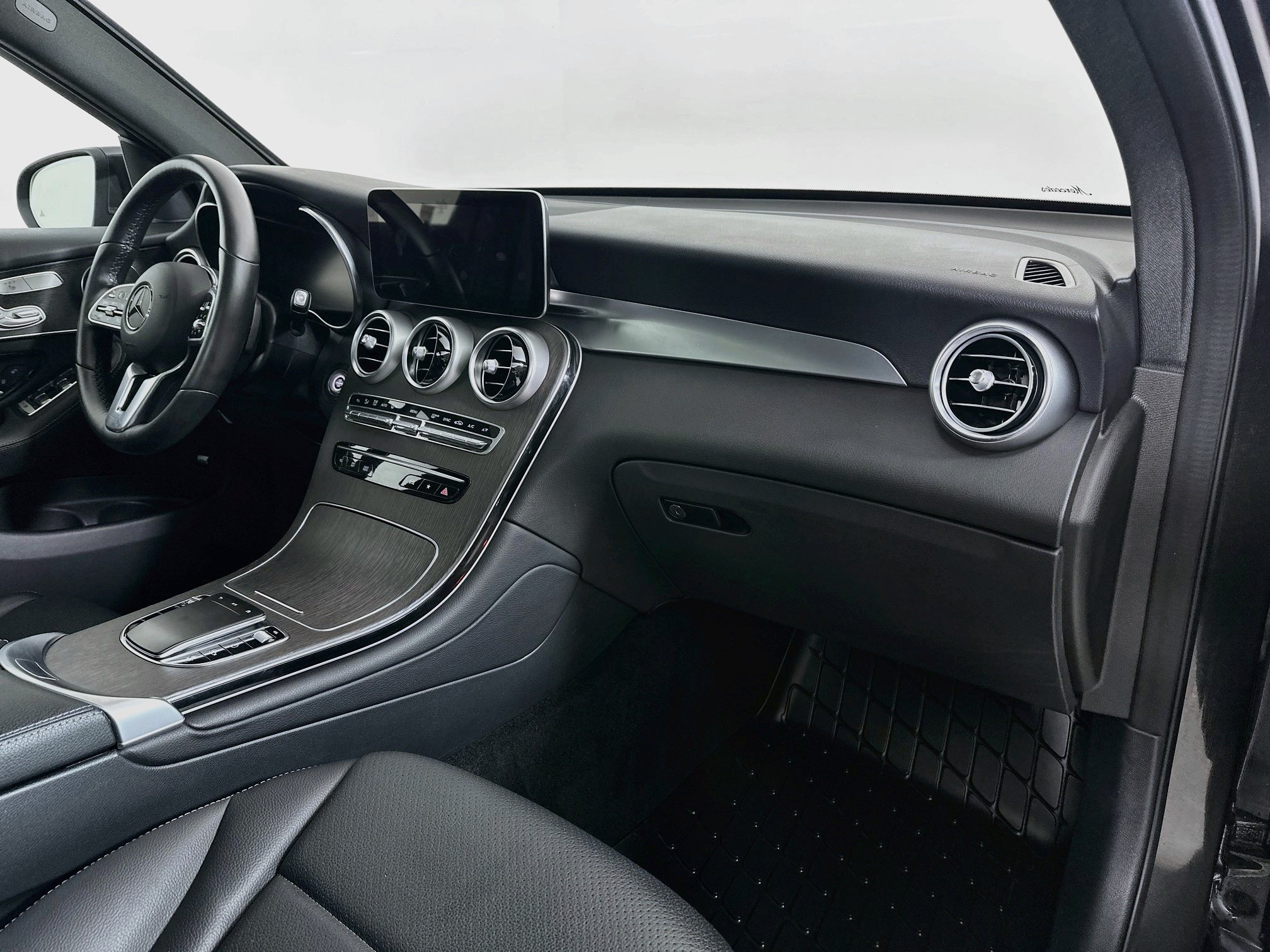Certified 2022 Mercedes-Benz GLC 300 4MATIC image 27